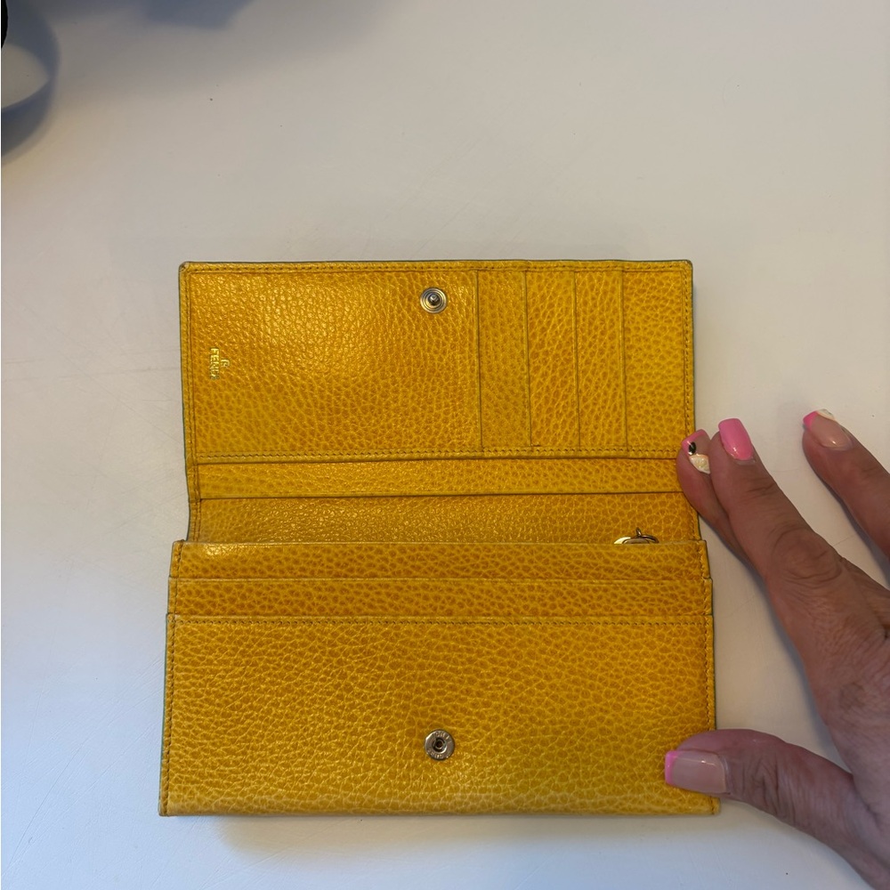 Fendi Mustard Leather Accessory - Picture 3 of 9